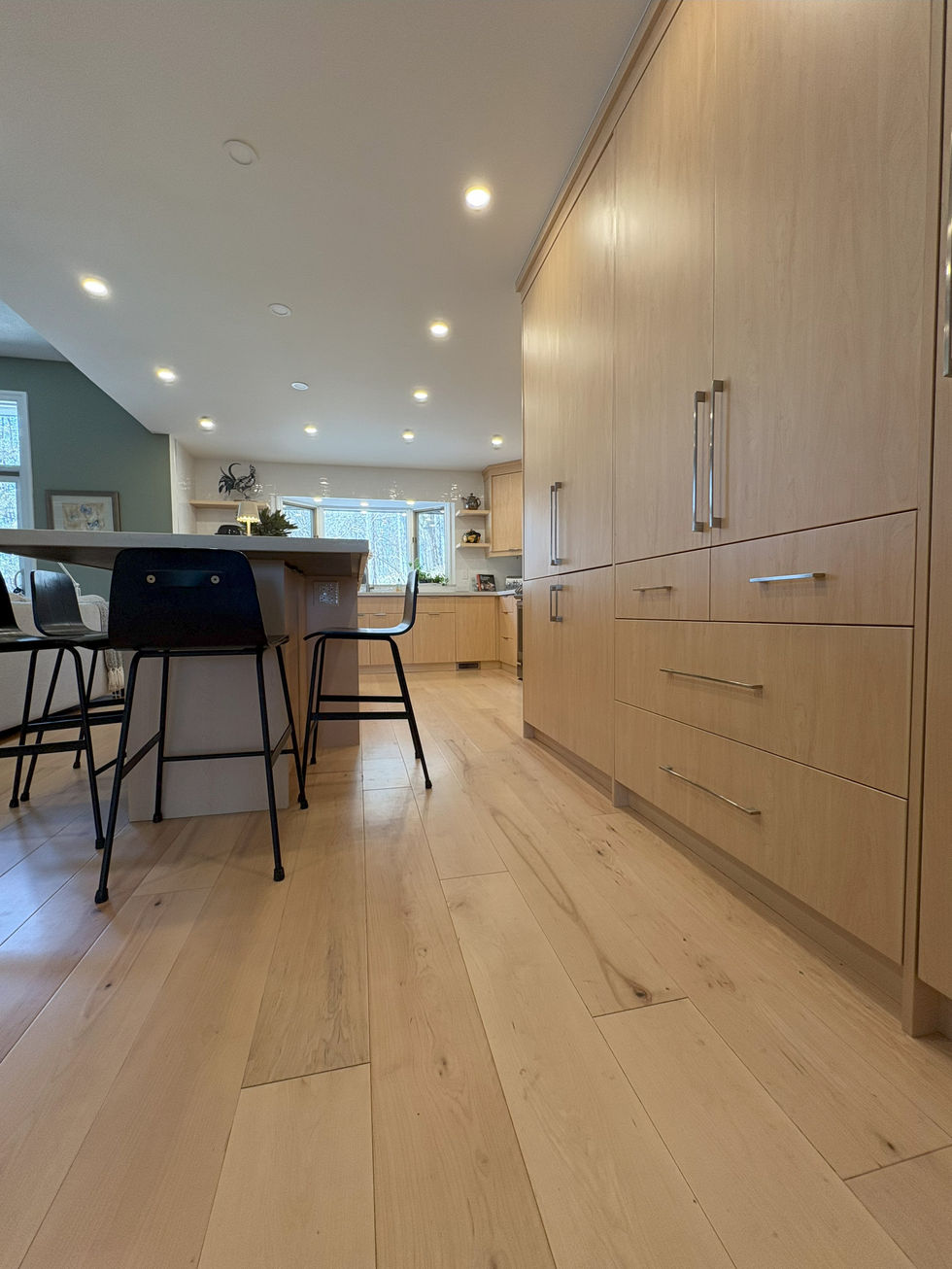 Natural color kitchen cabinets in King City made by Pearl Knstructions