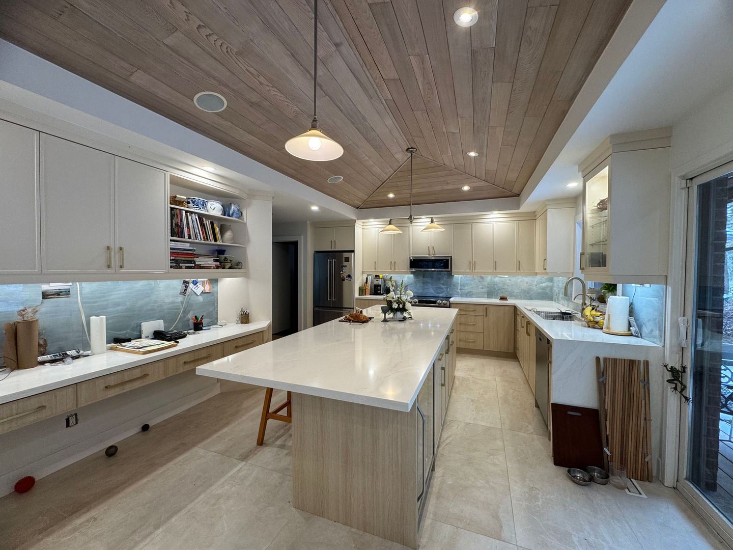 Wide kitchen and island countertop