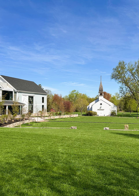 Expansive lawn at Concord Academy West Campus - Crowley Cottrell LLC Landscape Architecture