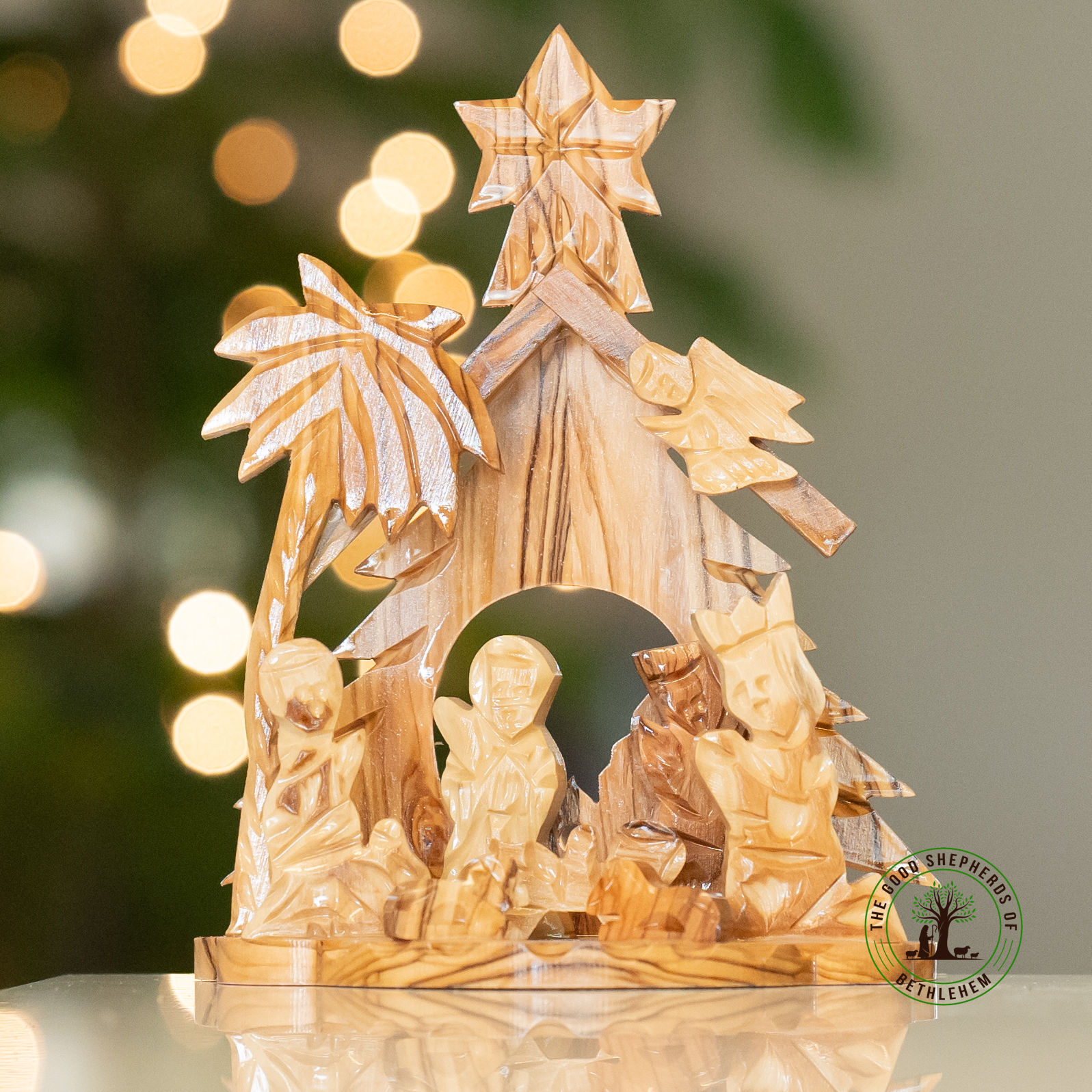 Belén de madera de olivo con estrellas (una pieza)