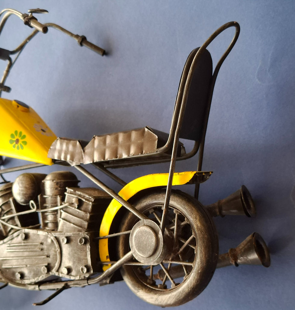 Miniaturebillede: Harley-Davidson style chopper scale model, rear part