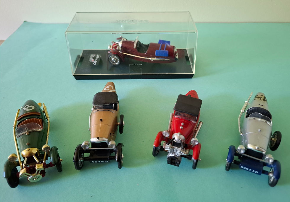 Different Morgan based 3-wheelers