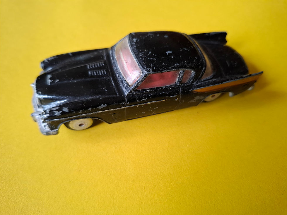 Miniaturbild: Studebaker Golden Hawk, Corgi Toys scale model, 3/4 front
