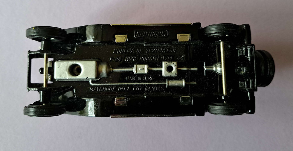 Miniatura: Bugatti Type 44 fiacre, bottom