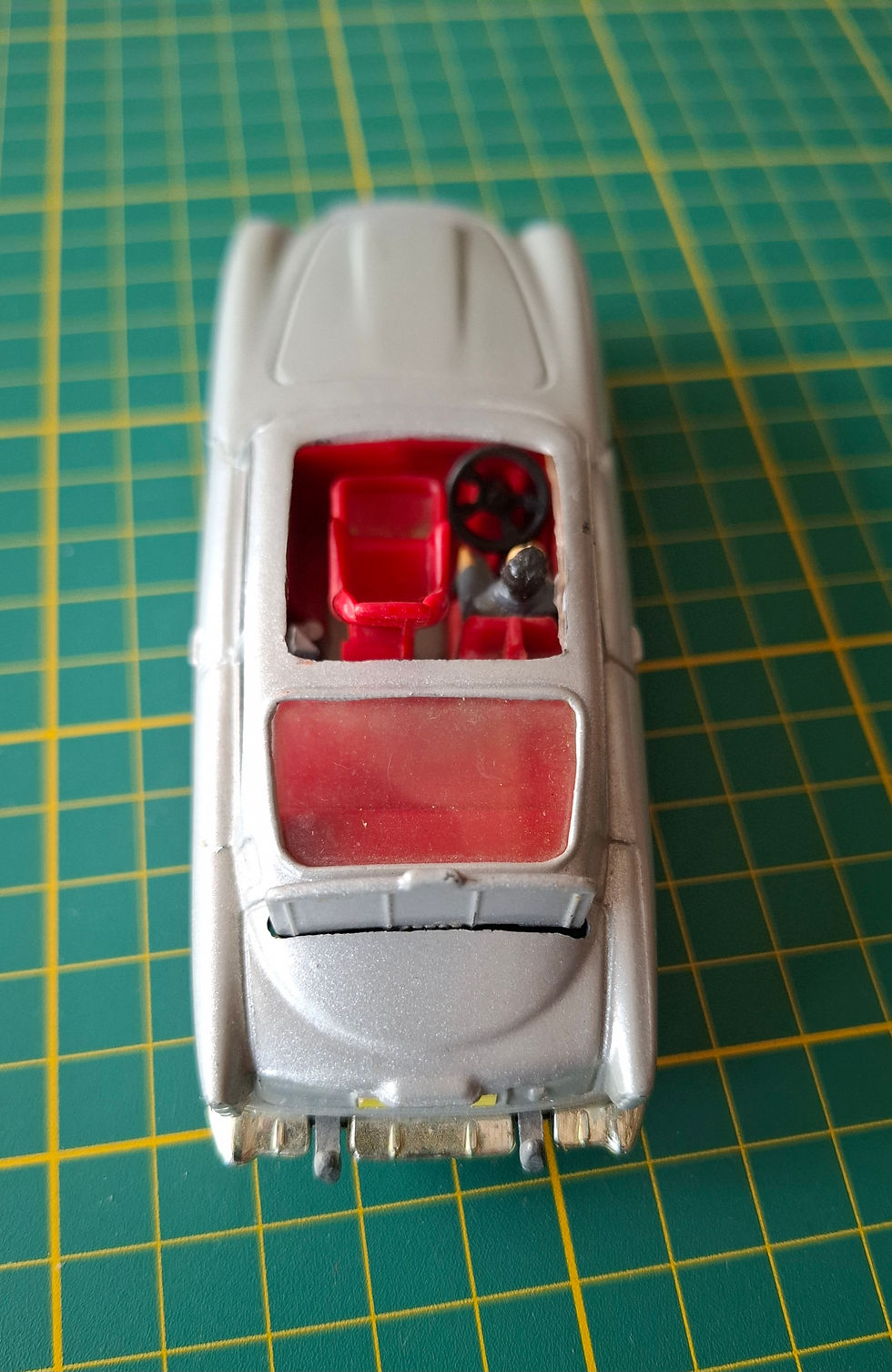 Aston Martin DB5 James Bond 007, Corgi, rear