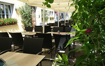 Biergarten am Marktplatz im Hotel Adlerbräu