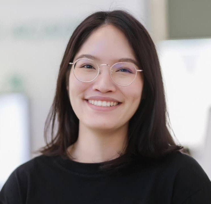 ​หมอหญิง พญ. หทัยกาญจน์ โต๊ะทับทิม