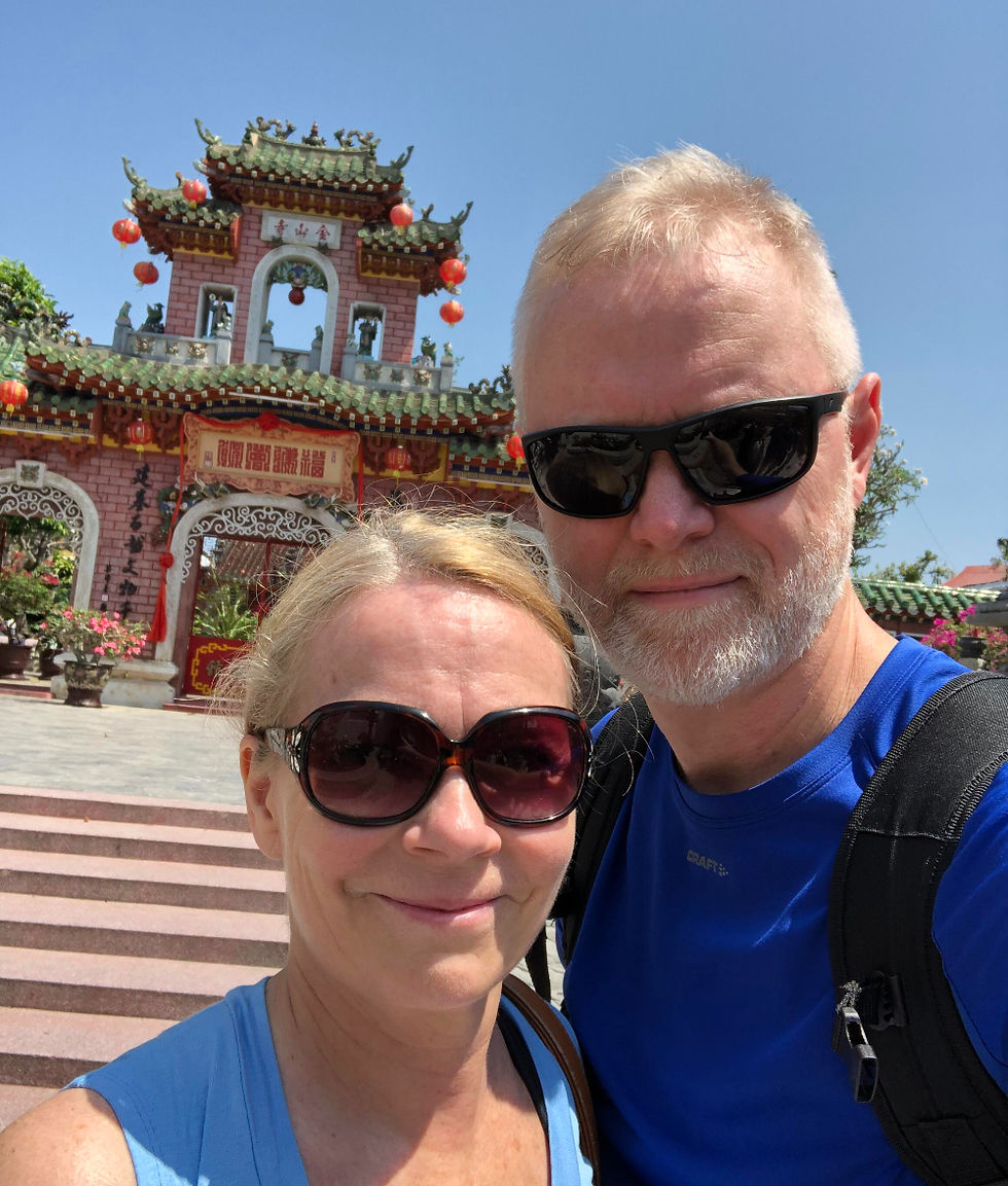 Monica och Roger i Hoi An, Vietnam