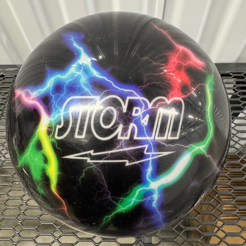 STORM社　LIGHTNING BLACKOUT Storm Lightning Blackout - High Performance Bowling Ball