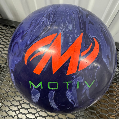 15LB Motiv Venom Shock | UsedBowlingBalls.com