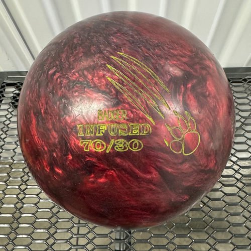 15LB 900 Global Badger Infused | UsedBowlingBalls.com