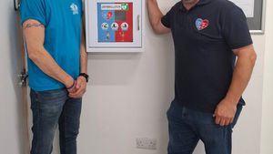 ❤️ MISSEDABEAT Donates Defibrillator to Team Solan ❤️