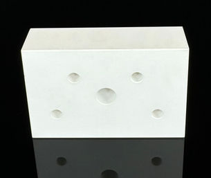 tubes, spacer, nozzles, ring, adapter, pin, sheet, blade, socket, etch, etch rings, ceramic, high purity, semiconductor grade, AL203, Alumina, Plate, Platte, Block, Quader, handling blade, robot blade, gripper arm, gripper, Zirkonia, SiC, SIC, Siliciumnitrid, SiN, 99,998, 99,999, 99,997, Sleeve, Abstandshalter, Platte, Ring, Rohr, Röhrchen, Zylinder, Keramik
