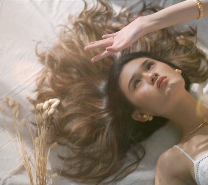 DENFILM - FASHION - JEJAWAN - DIRECTED by AYU PAMUNGKAS7.png