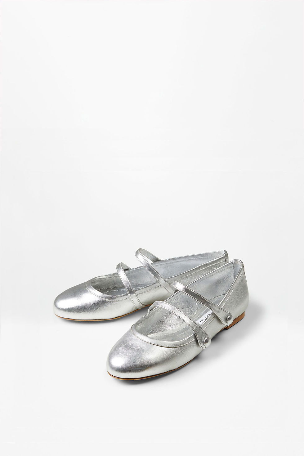 luxury and comfortable silver flat shoes