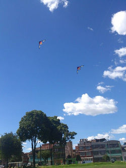 THREE KITES COLOMBIA