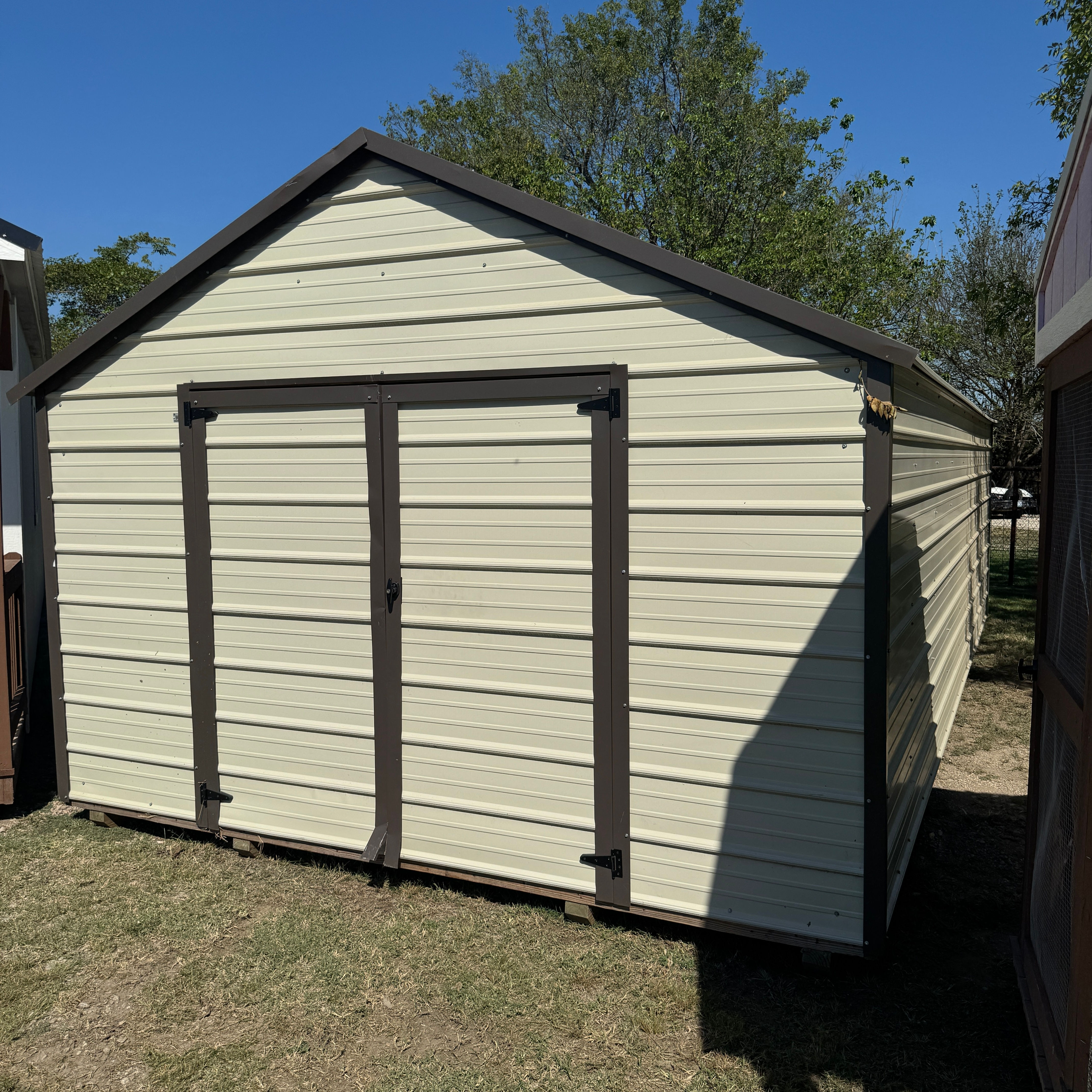 Best Value Metal 12x24 (Used)