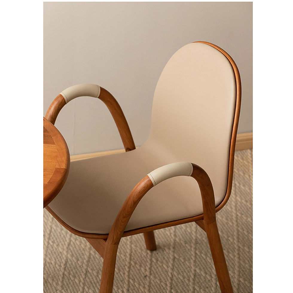 Thumbnail: Clover Chair