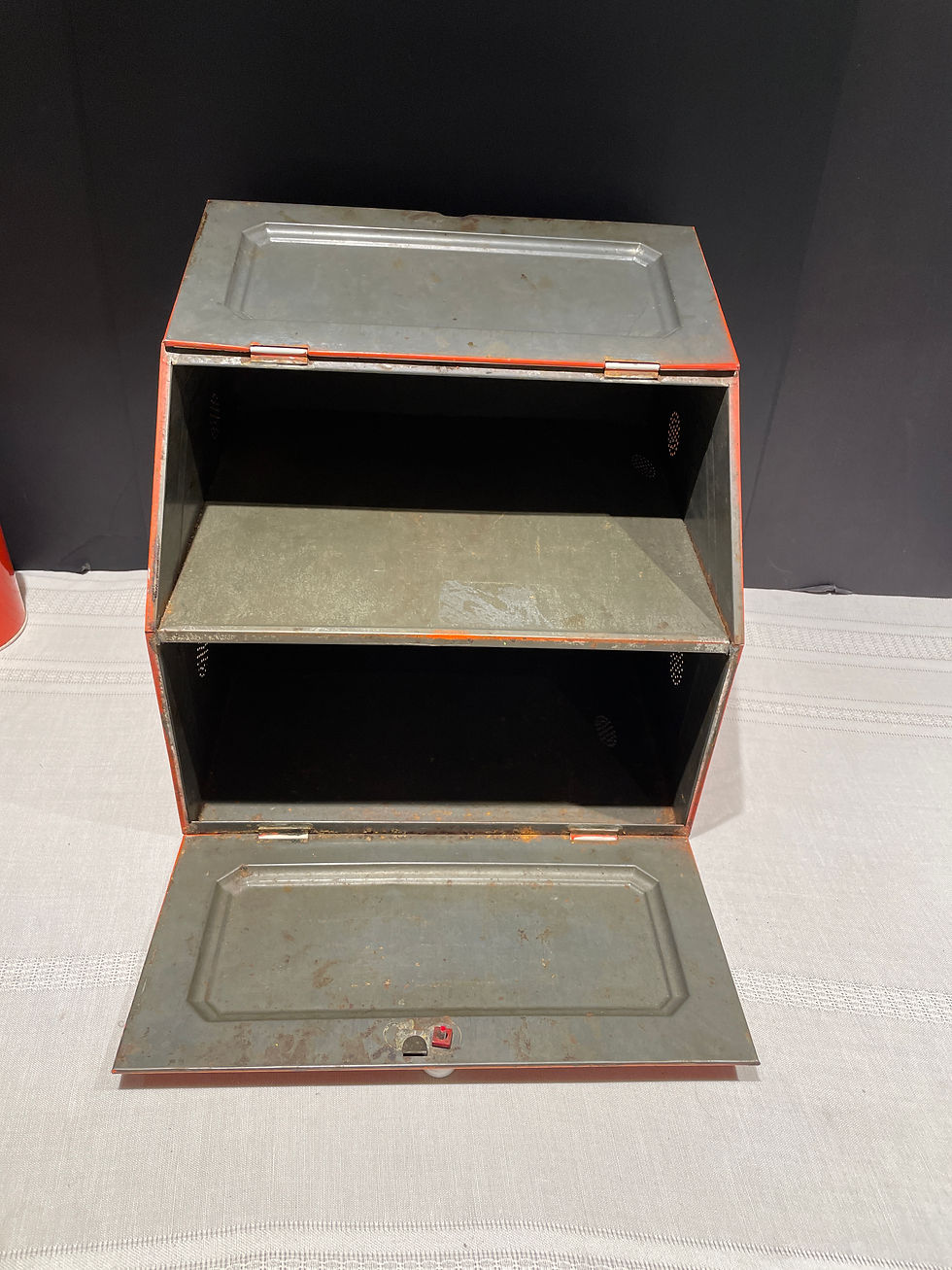 Thumbnail: Lot 138 - Orange 'Kitsch'en Items, etc. (Retail $450)
