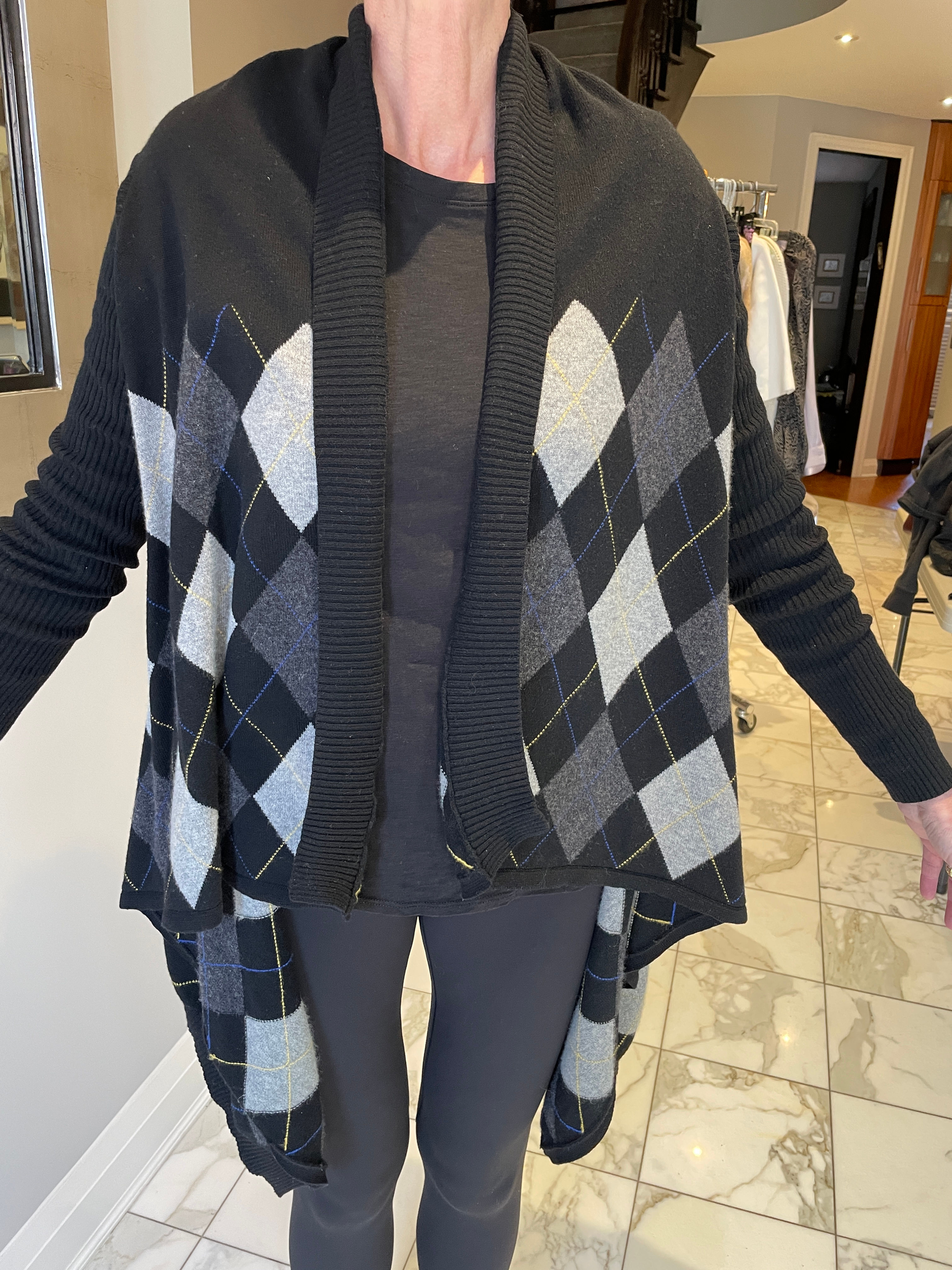 Lot 73 - AUTUMN CASHMERE Cardigan (S) Retail $490.