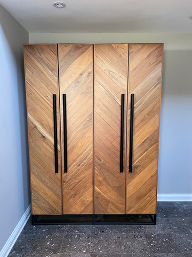 Lot 1 - Custom-Made Wardrobe/Closet | Castle Content Sales