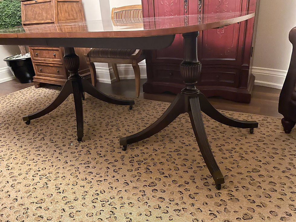 Thumbnail: Lot 21 - Beautiful Georgian-Style Double Pedestal Table