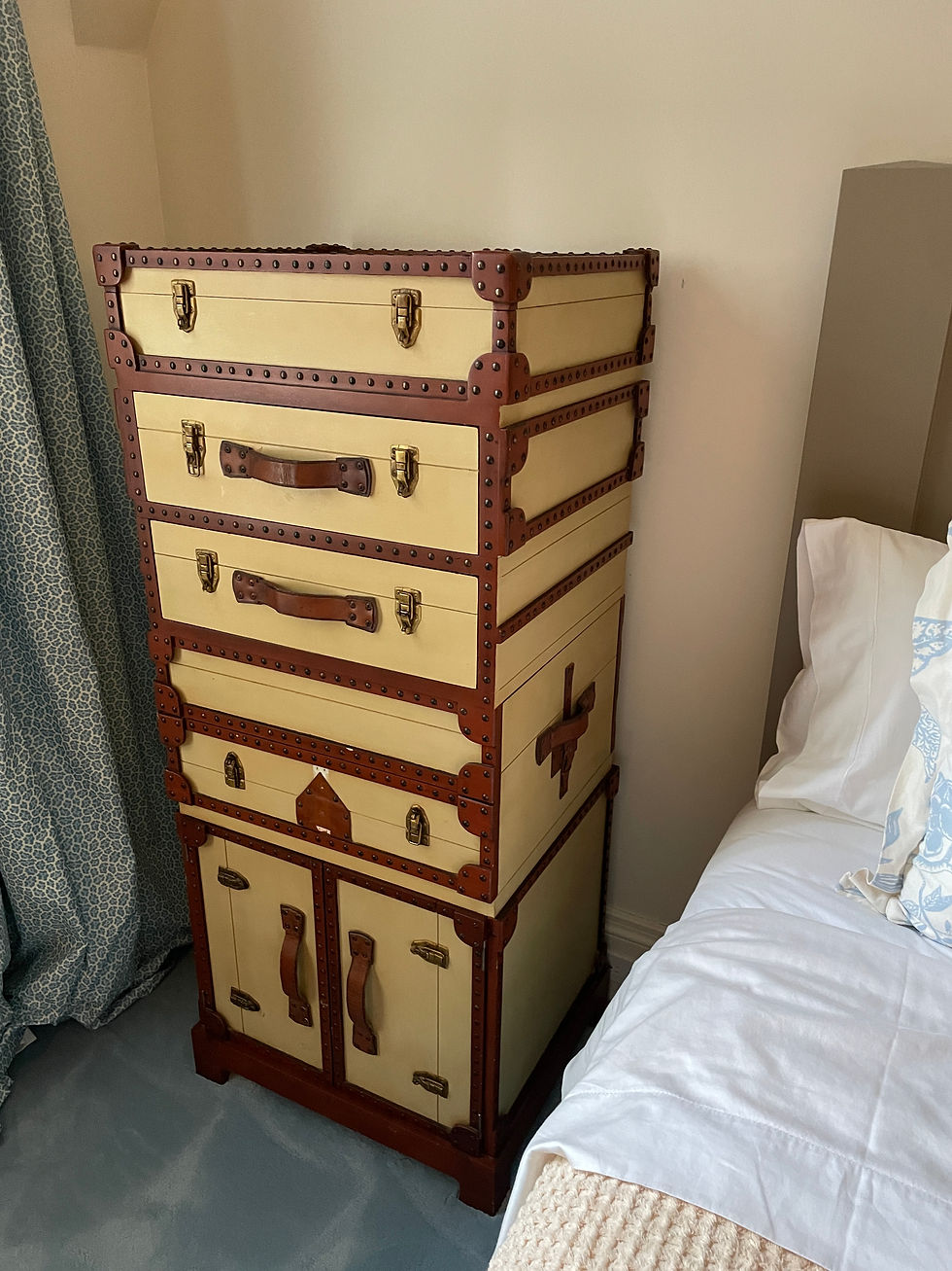 Thumbnail: Lot 68 - Suitcase-Style Chest of Drawers /Cabinet (See Description)