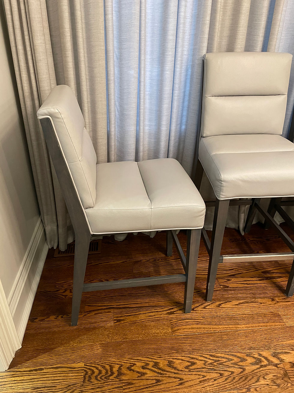Thumbnail: Lot 123 - Leather Bar Stools (2 different Heights)