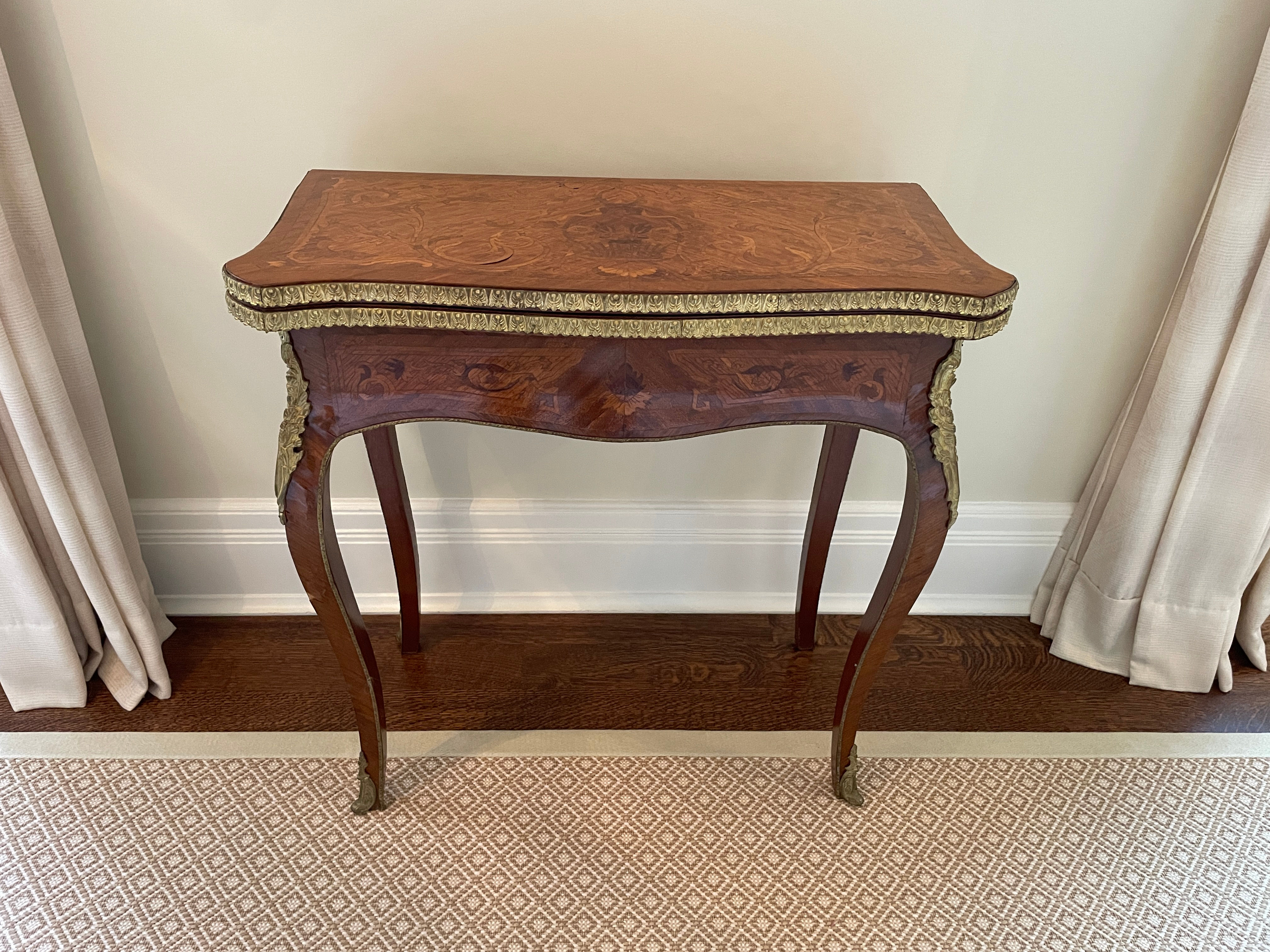 Lot 4 - Folding-Top Antique Card Table