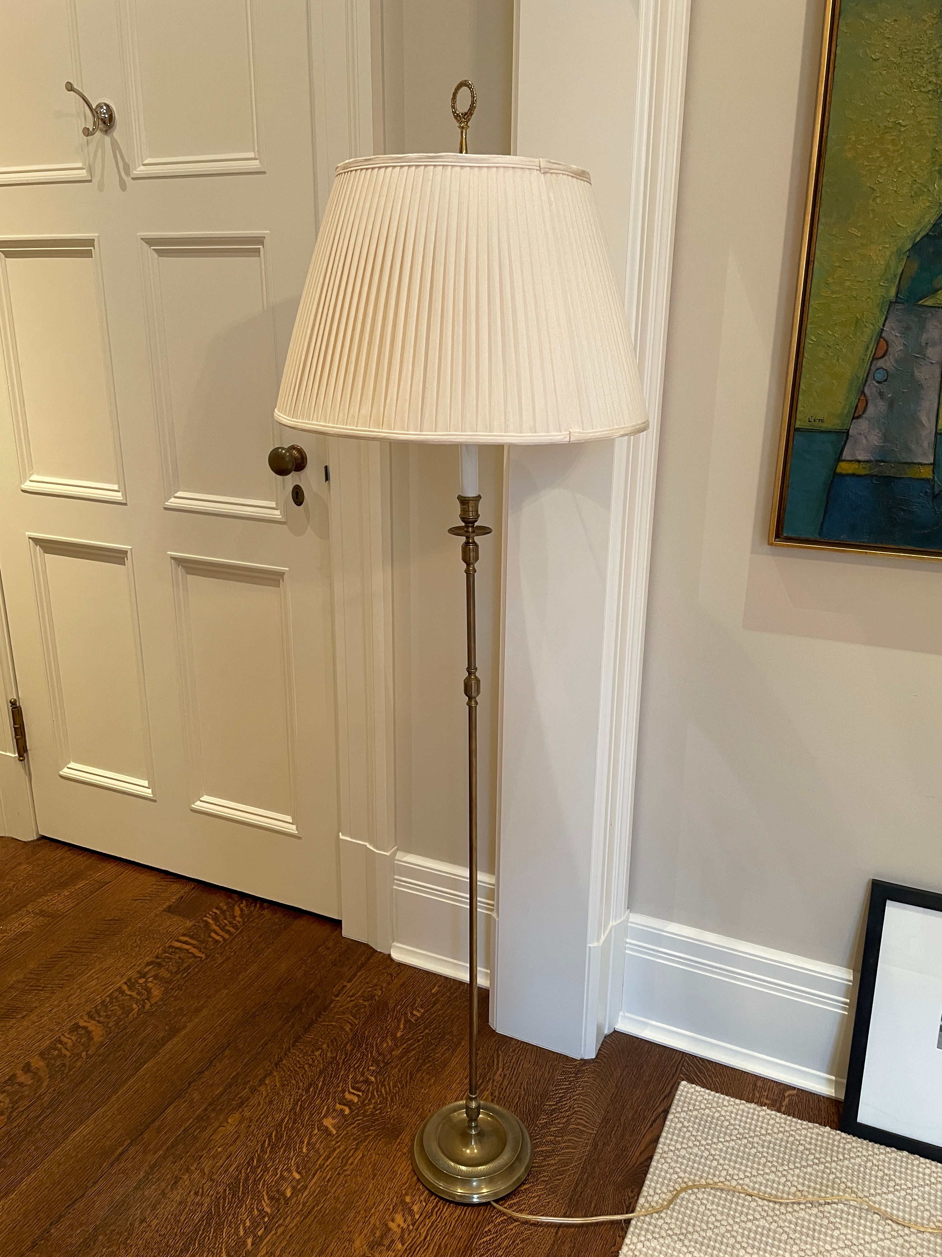 Lot 25 - Vintage Brass Floor Lamp