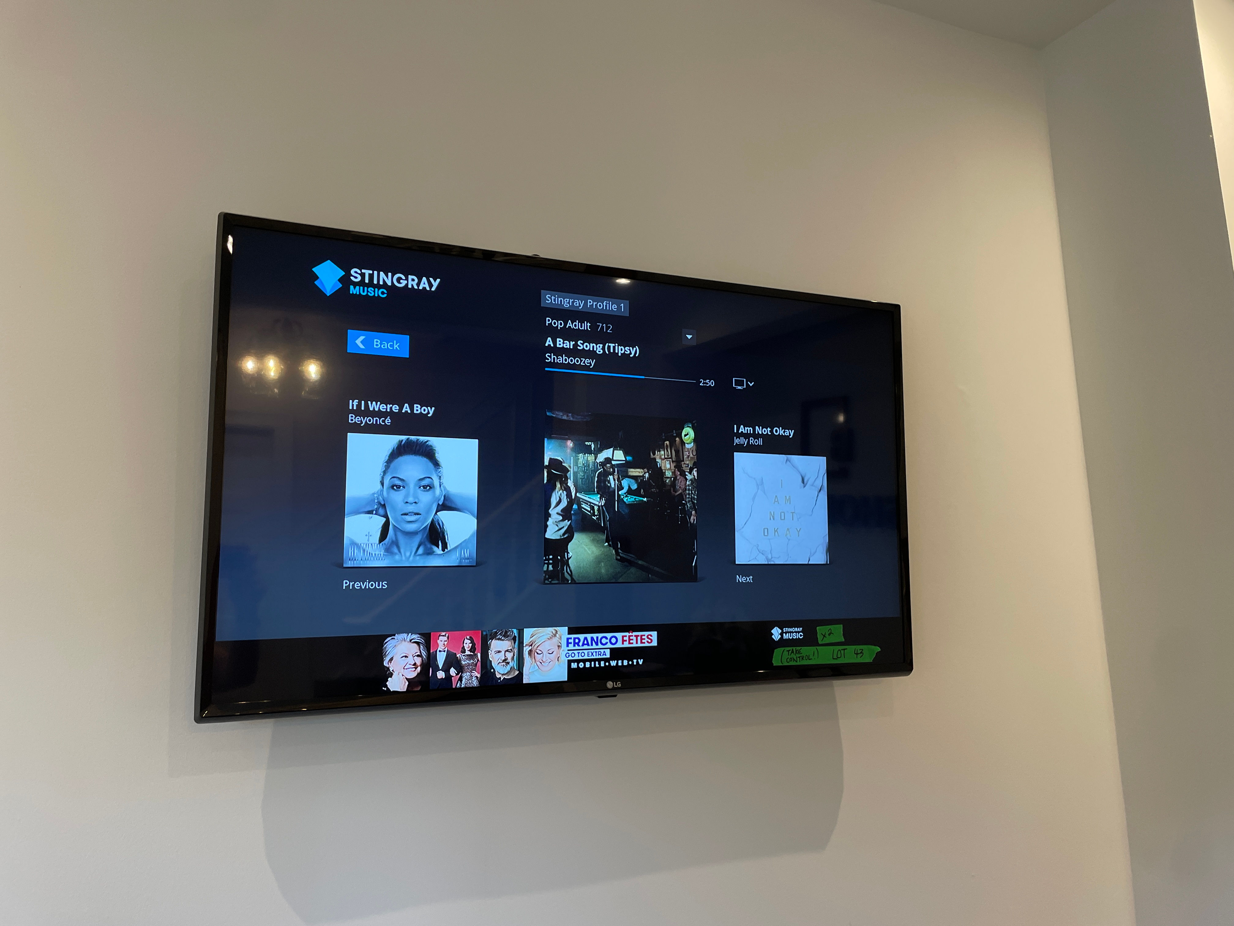 Lot 43 - LG 42" Smart TV w/ Wall Bracket