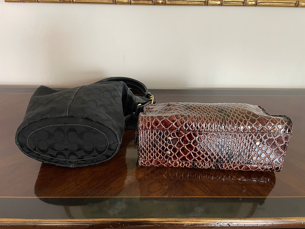 Thumbnail: Lot 28 - Vera Pelle Leather Bag & Coach Bag