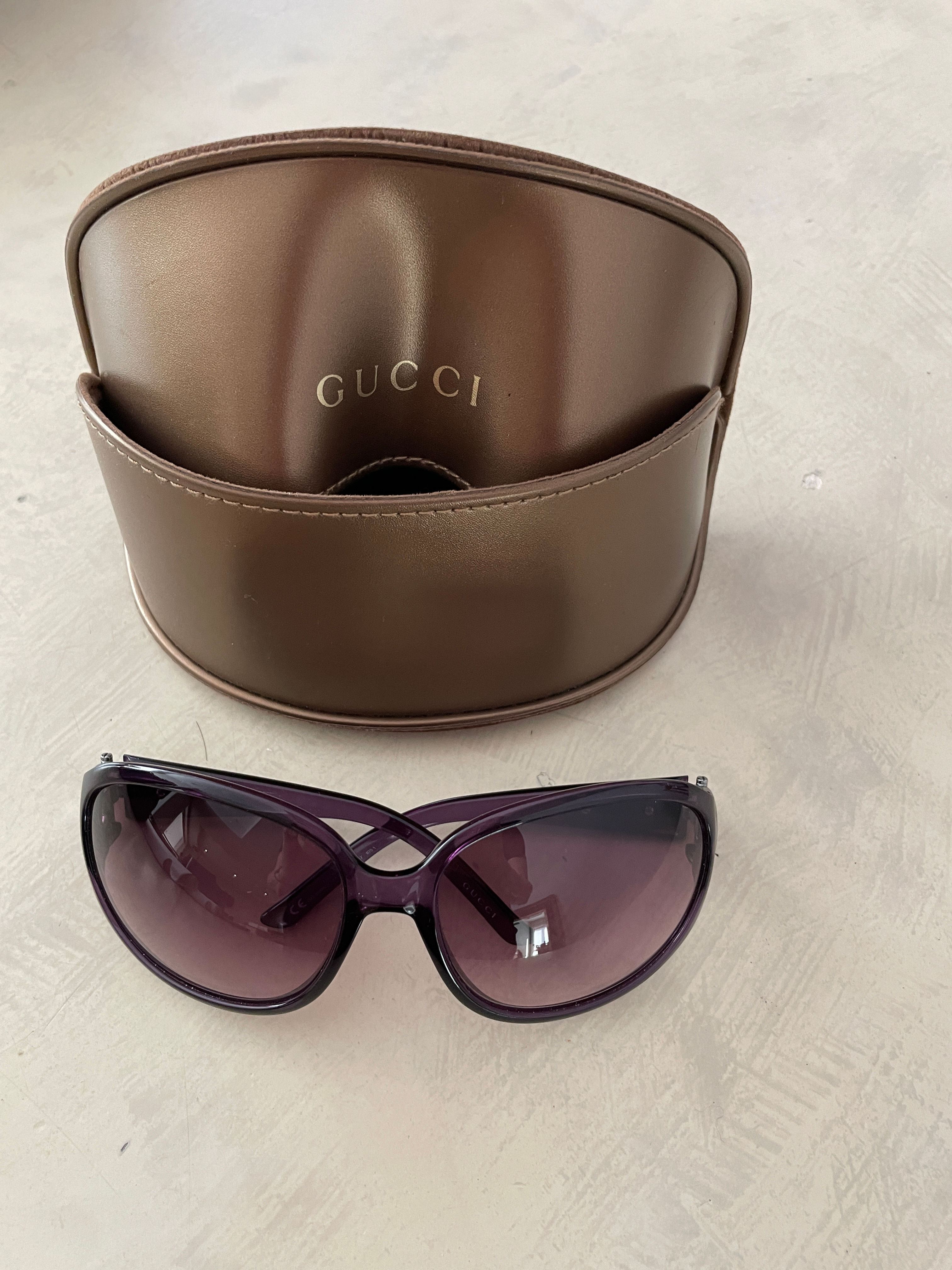 Lot 56 - Ladies Gucci Sunglasses