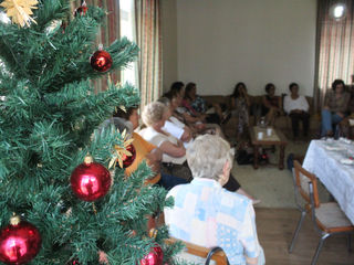 Grupo Sênior Betânia comemora o ano de 2017 com louvor e gratidão