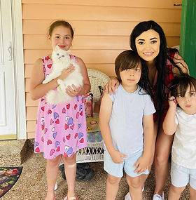 Paige, Ophelia, William & Benedict Knobles came 7/25/25 from St. Francisville, La. for our White Ragamuffin female & named her ROSIE!