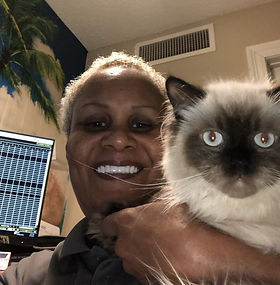 Janell Walters of Baton Rouge, Louisiana came 5/8/2025 for our Seal Point Ragamuffin & named him KINTARO meaning Golden Child.