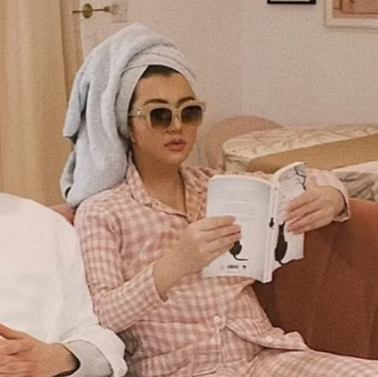Why Men Have Better Skin Than Women, According to a Dermatologist