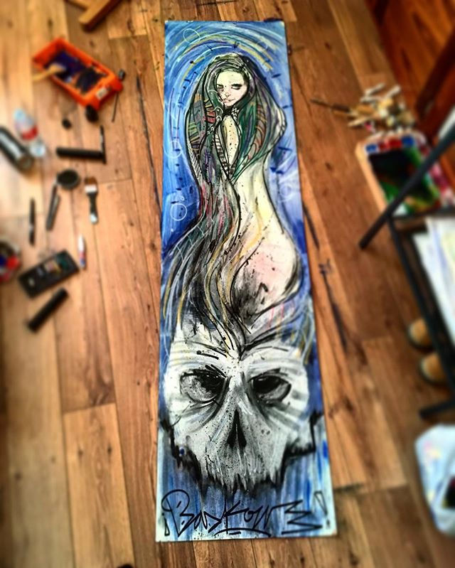 195x50 acrílico, tinta, pastel, y lapiz de color sobre madera