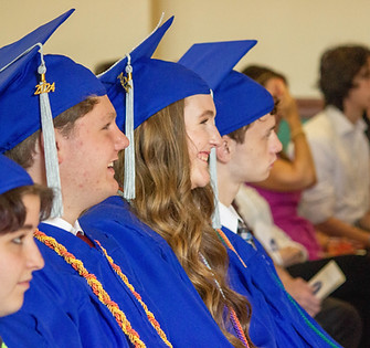 OLMA_Grad2024_RR-80.jpg
