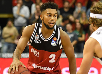 brown_giessen_michaelschepp_450.jpg
