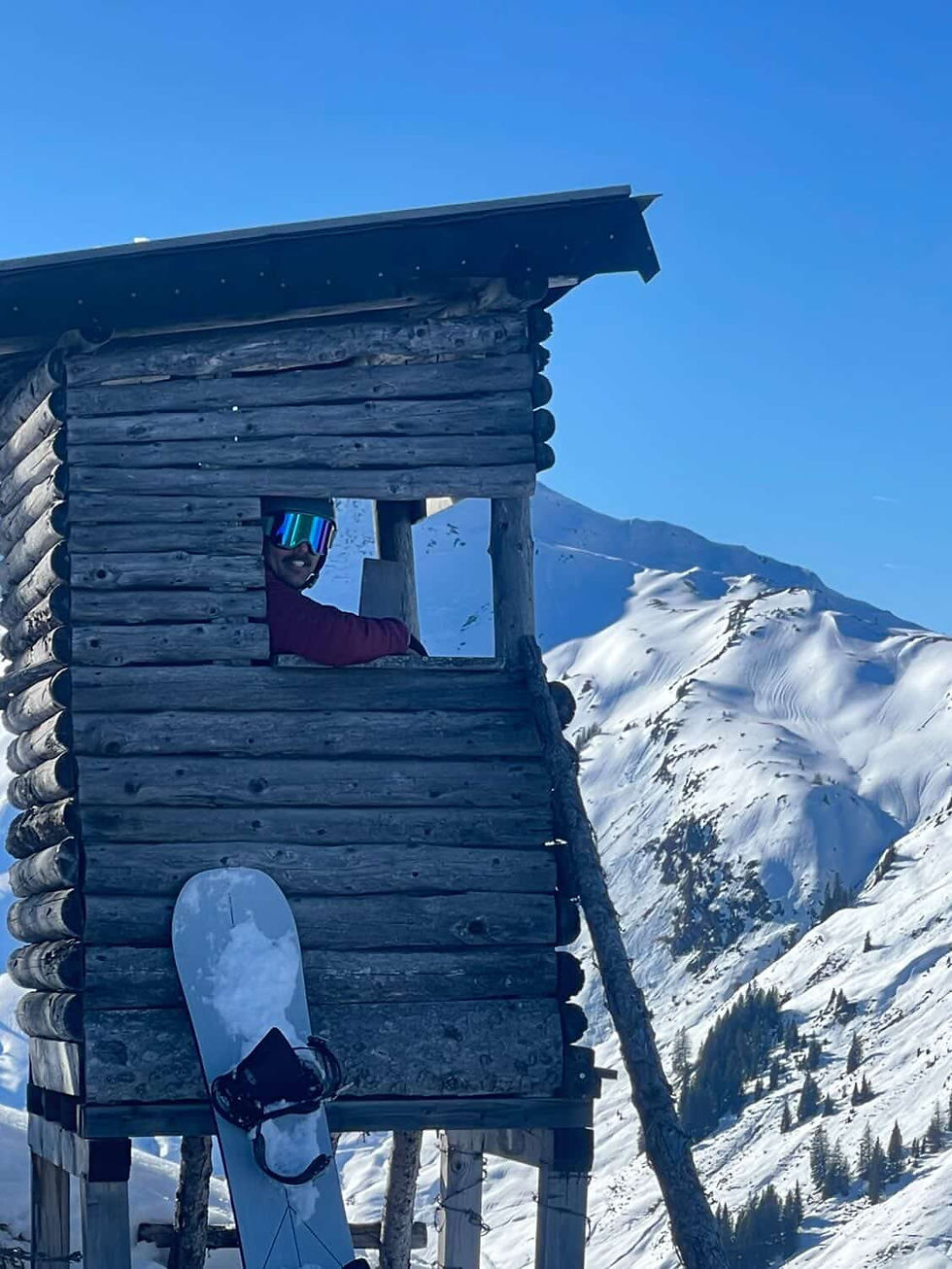 Phil Fell in a cabin in the Kitzbuhl woods