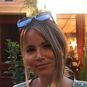 dr. Laura Tomić, dr. med., Gestalt psihoterapeutkinja i Tomatis® praktičarka