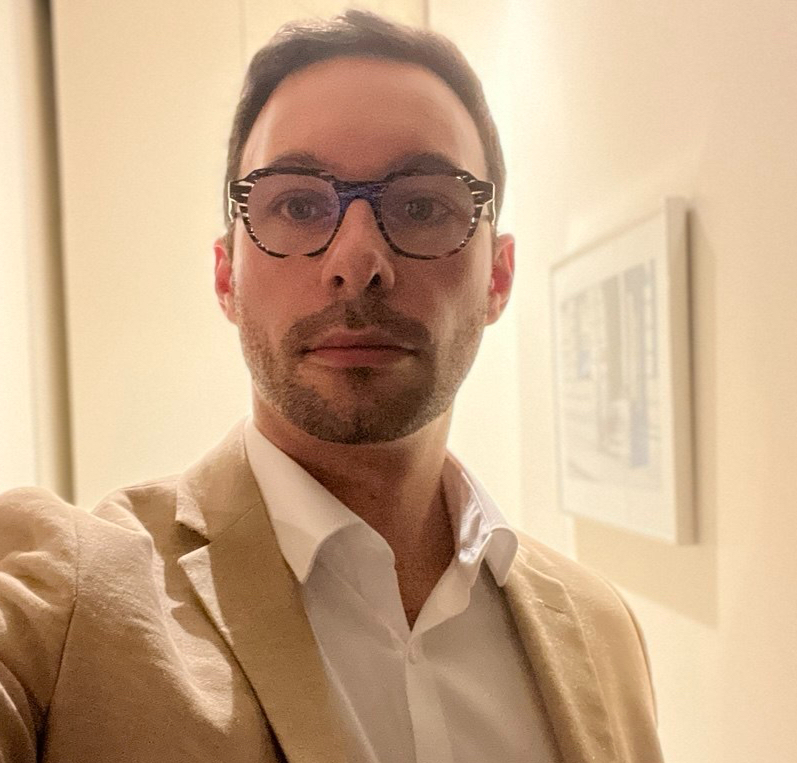 Writer: Remi Menguy