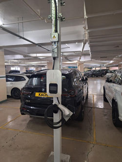電動車充電栓 EV CHARGER
