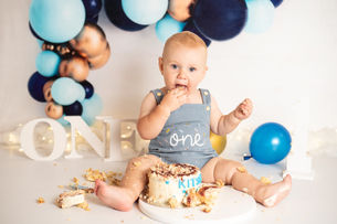 Cake Smash or Birthday Portraits?