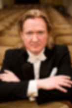 JR_Wolthuis_Salzburg_frontal_bearb_kleiner.jpg