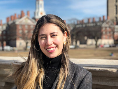 El periódico estudiantil de Harvard elige a su primer presidente Latinx en 148 años de historia