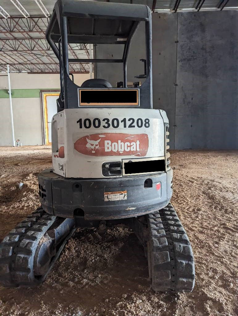 Miniatura: Bobcat E26 - 2015
