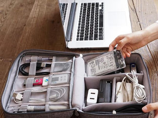 Accesorios Originales Para Viajes Internacionales Que No Deben Faltar En Tu Maleta De Viaje