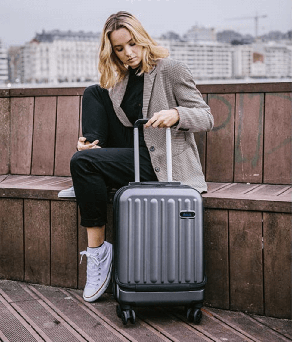 Maleta De Viaje De Cabina Con USB | Parairdevacaciones